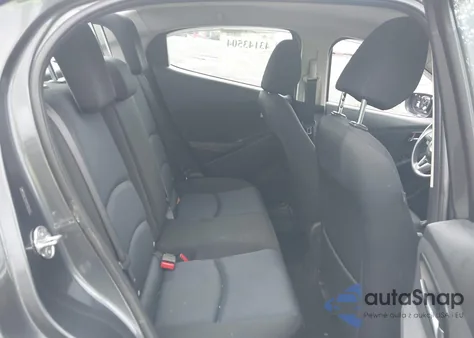 2017 Toyota Yaris Ia из США, поврежденный, VIN 3MYDLBYV0HY152223